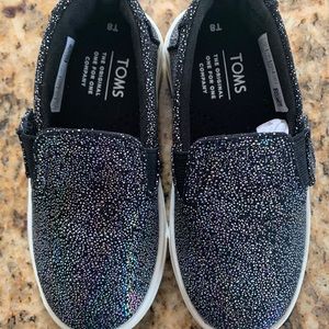 TOMS Kids Girl's Luca Black Iridescent Droplets